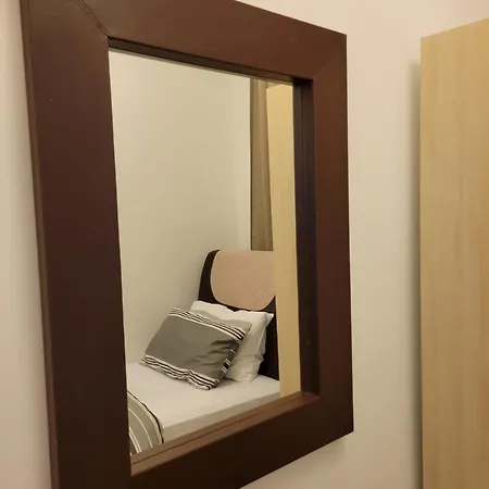 홈스테이 A Single Cosy In 4 Bedroom *