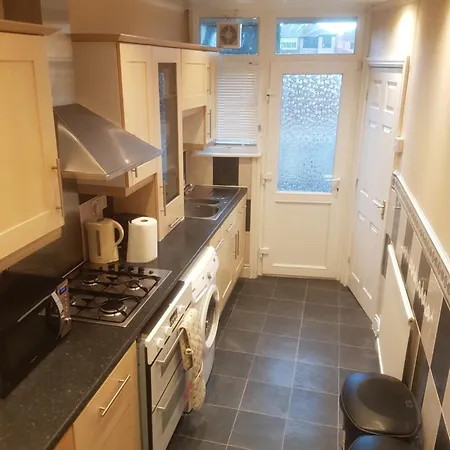 A Single Cosy In 4 Bedroom *