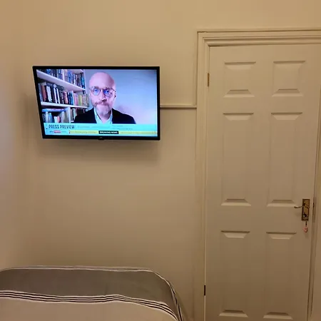 A Single Cosy In 4 Bedroom * Mánchester