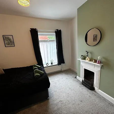 Apartment Urban Retreat - Nhs - Contractors - Relocating *