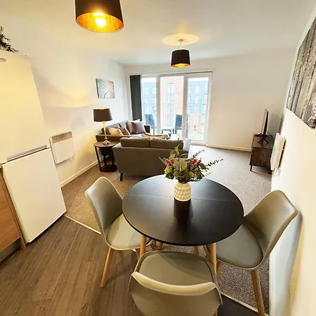 2 Bed Sportcity Opposite Etihad Stadium & Coop Live * Manchester