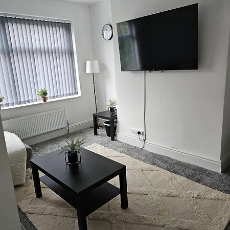 Luxury 4 Bedroom House In