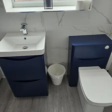 Luxury 4 Bedroom House In Manchester