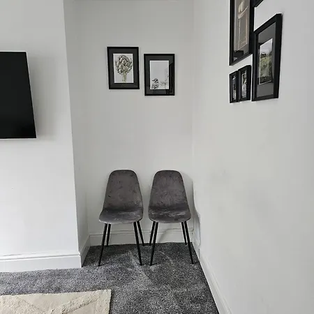 Luxury 4 Bedroom House In Lejlighed