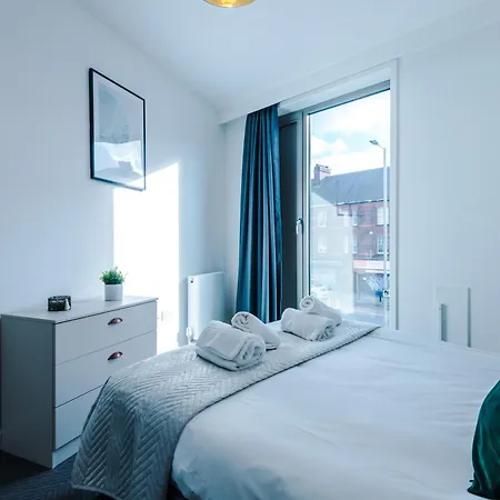 아파트 Hilltop Serviced - Ancoats *