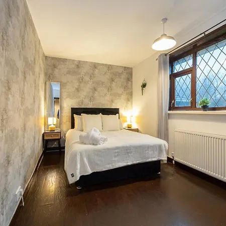 Guestready - Stainton Retreat Manchester