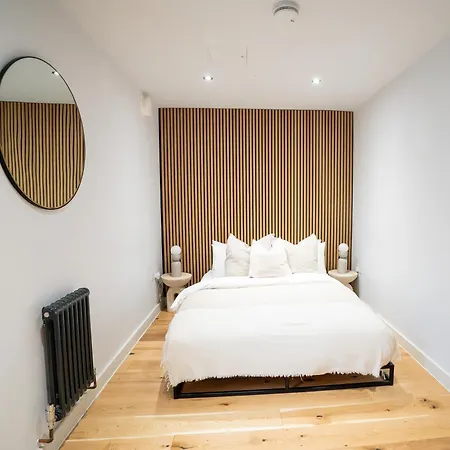 West Townhouse By Casacity