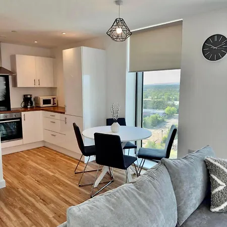 Your Private Oasis In Manchester