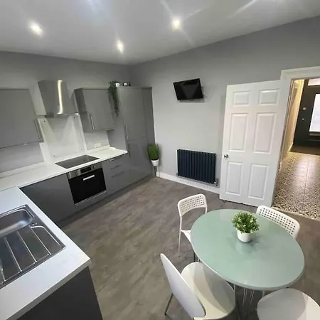 Ivy Mount Boutique * Manchester