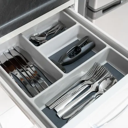 Dom wakacyjny Modern 2 Bed With Driveway Near Coop Live & Etihad Stadium , Sleeps 5 , Self Checkin And Free Parking *