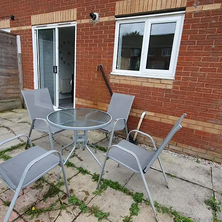 Dom wakacyjny Lovely 3 Bedroom House