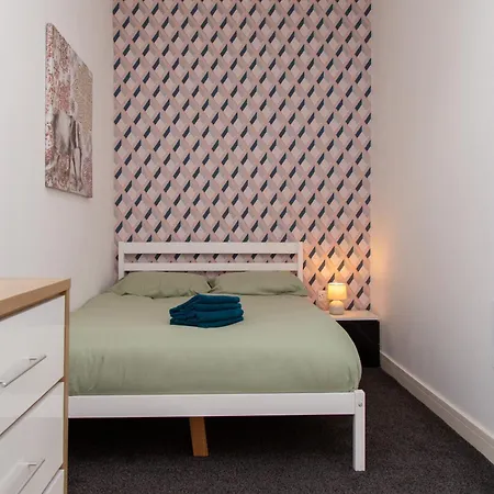 2bd Cozy Retreat With Parking