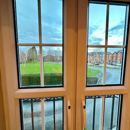 Mufc & Trafford Centre Townhouse 4 Bedroom Free Parking Villa *