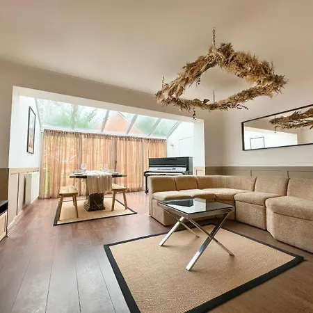 펜션 Scandinavian Haus For 8 *