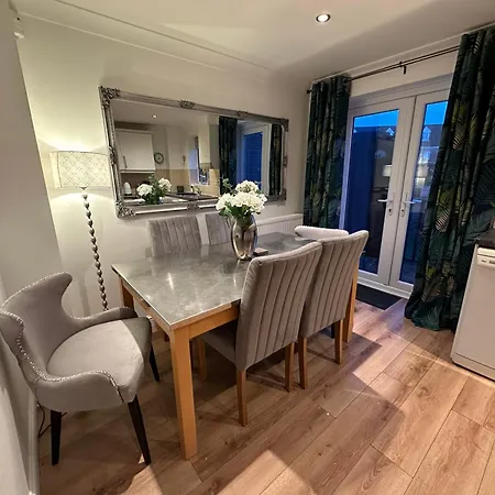 Mufc & Trafford Centre Townhouse 4 Bedroom Free Parking Villa Manchester