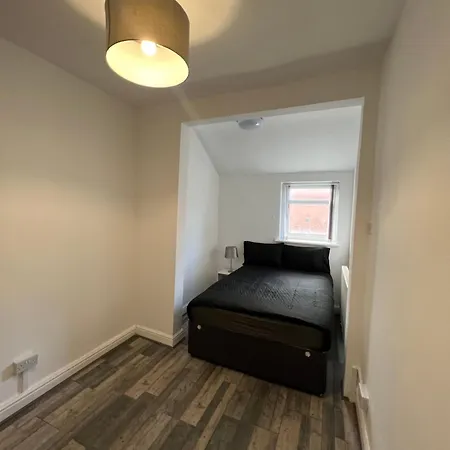 5 Bedroom Cozy And Spacious Home- Sleeps 10 People Prázdninový dům Manchester