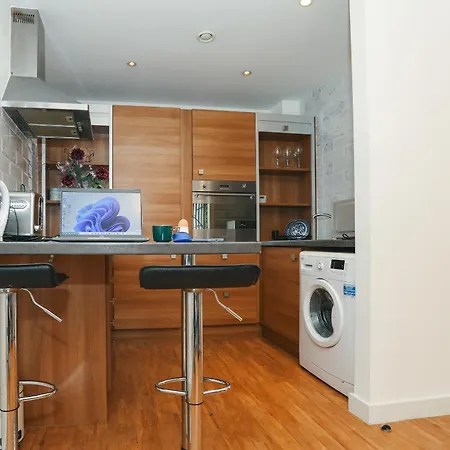 3g & Lets City Centre Apartment Manchester