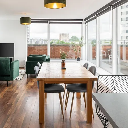 Apartamento Host & - *