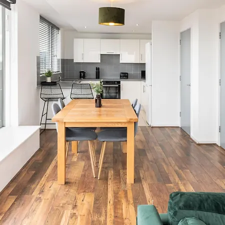 Apartament Host & -