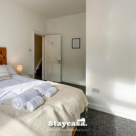 Ashfield Co-Living - Private Room Self-Cater