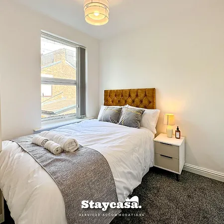 Ashfield Co-Living - Private Room Self-Cater