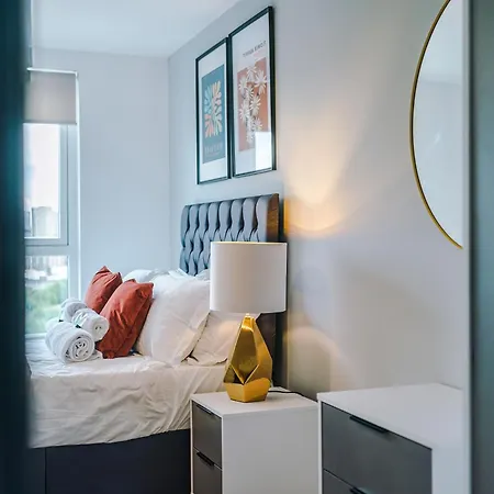 Parking - Lastmindeals - 2bed 아파트 맨체스터