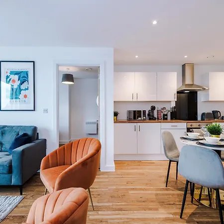 Parking - Lastmindeals - 2bed Apartment
