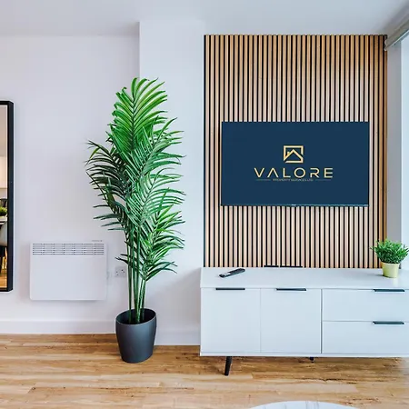Parking - Lastmindeals - 2bed Apartment Manchester