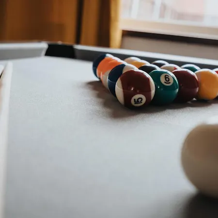Feriehus Comfy 3br - Pool Table - Games - Sleeps 8