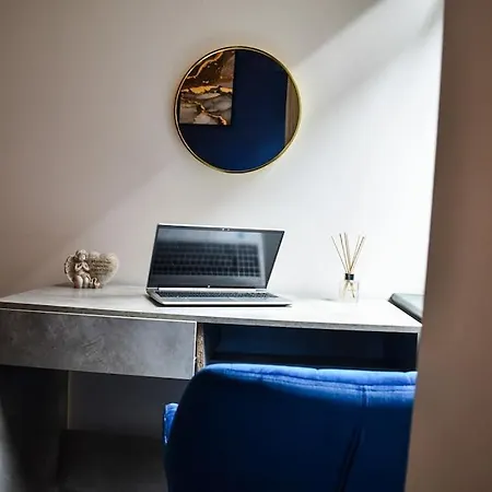 Cozy Retreat - City Centre Appartement