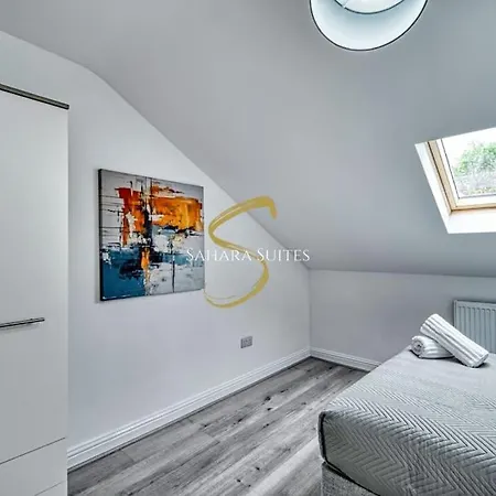 別荘 Mcr 5br - Ao Arena, Etihad Stadium & Old Trafford - Family & Work Stay- Parking *