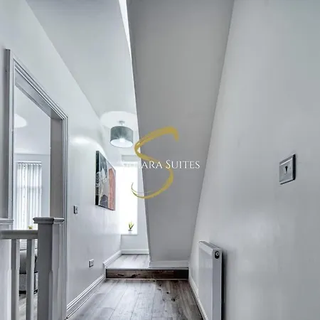 Mcr 5br - Ao Arena, Etihad Stadium & Old Trafford - Family & Work Stay- Parking *