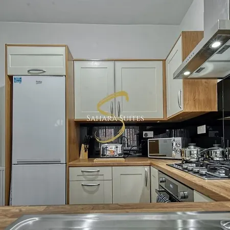 Mcr 5br - Ao Arena, Etihad Stadium & Old Trafford - Family & Work Stay- Parking