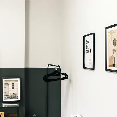 Long Stays, Rates, Free Parking, Contractors Haven, Relocators, Work Leisure, Cosy House, Newly Renovated, 別荘 マンチェスター