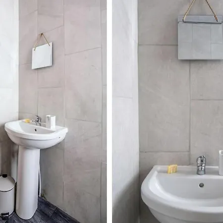 Big New House - 5bdr Near 別荘