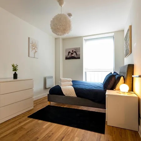 Drillzstays - Salford Quays Free Parking Apartment Manchester