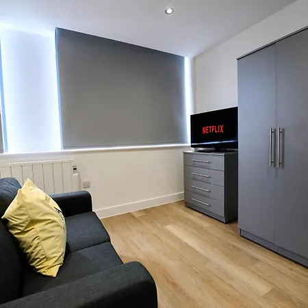 Апартаменты Skyline Sanctuary