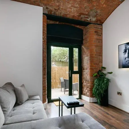 Cavern By The Heim Residences * Manchester