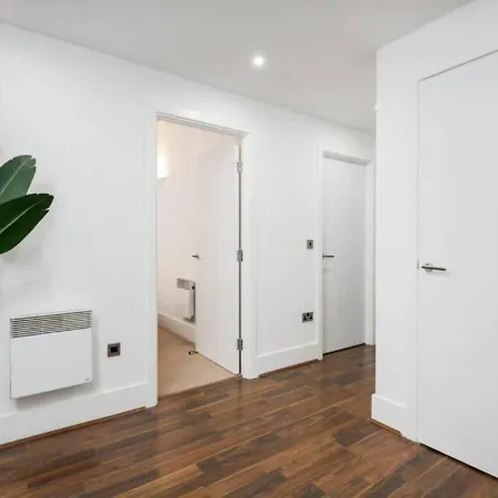 Cavern By The Heim Residences