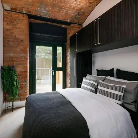 Cavern By The Heim Residences *