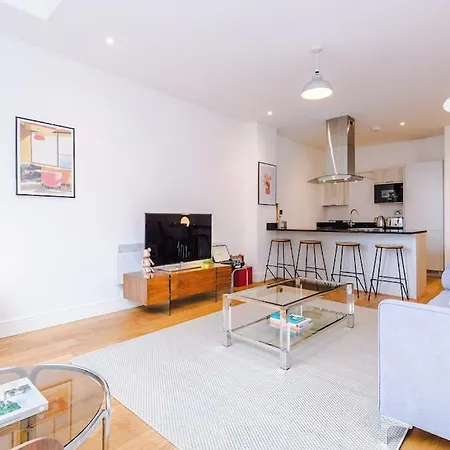 Sleek Loft Oasis In Centre * Manchester