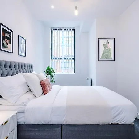 Apartament Sleek Loft Oasis In Centre Manchester