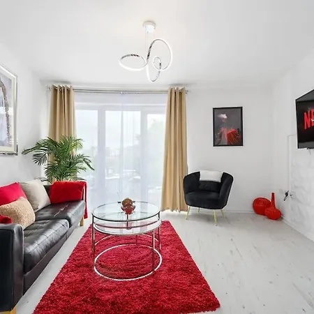 Appartamento Cityfront Luxe Near Centre Facing Etihad & Coop Live, Free Parking *