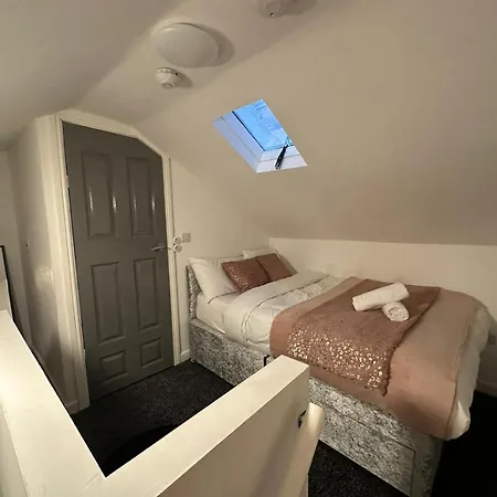 Dans Place