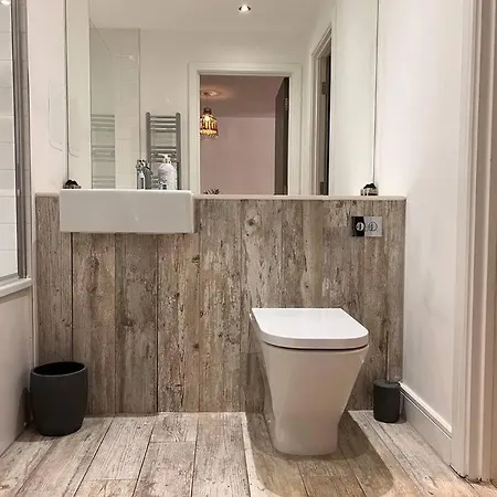 Spacious In The Heart Of Lägenhet *