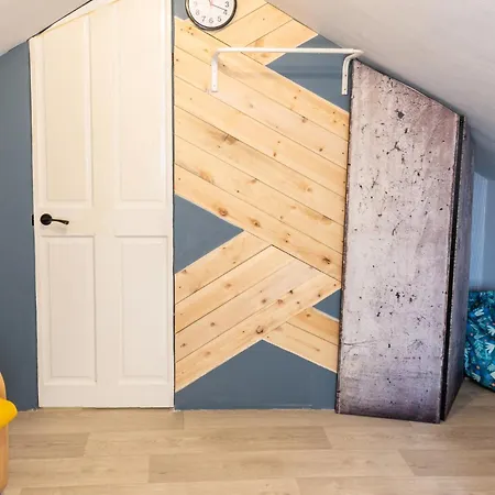 Host & - Clayton Living