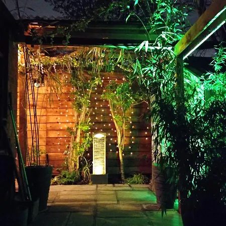 Movie Nights And Chill Apartment *