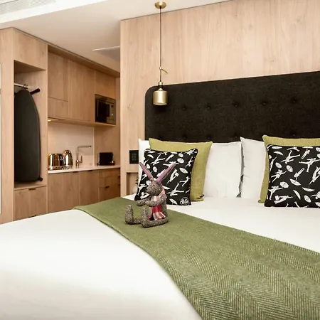Aparthotel Wilde St. Peters Square 4*