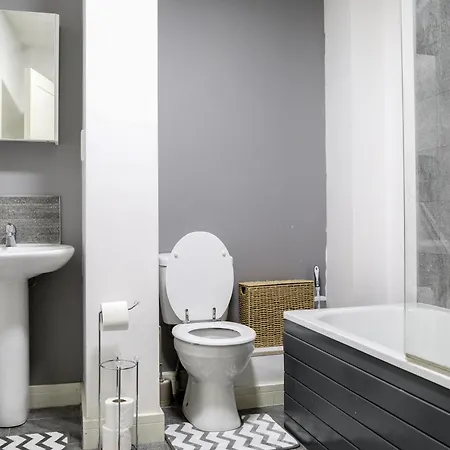 Luxurious & Lavish Salford Quays Free Parking