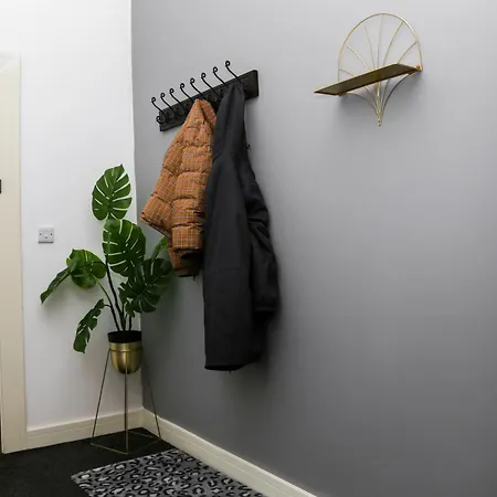Luxurious & Lavish Salford Quays Free Parking Апартаменты Манчестер